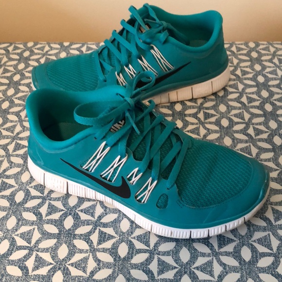 Nike Shoes - Teal Nike Free sneakers. Great condition !